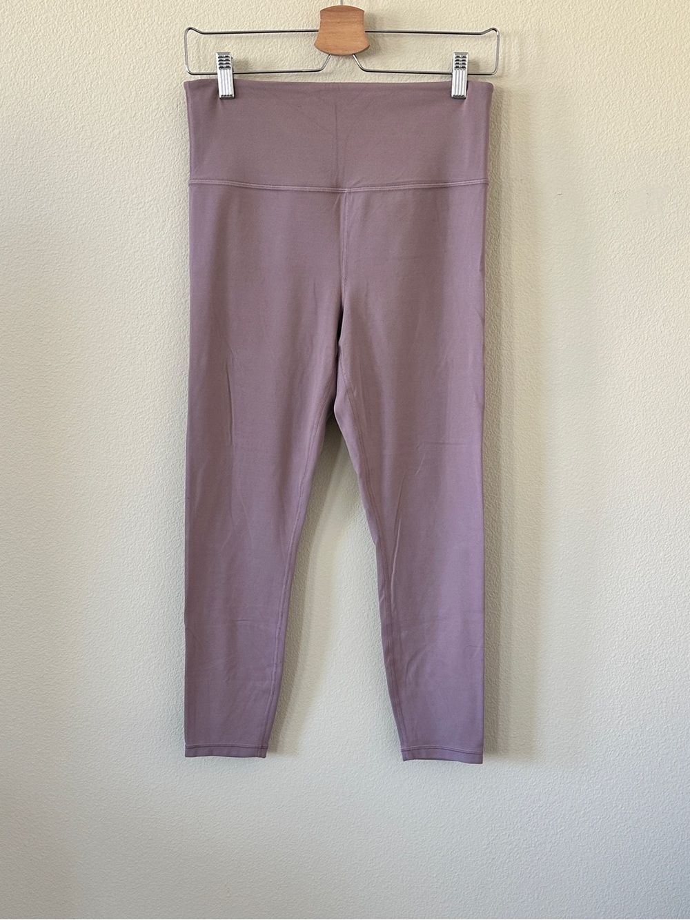 Athleta Lavender Leggings Size M